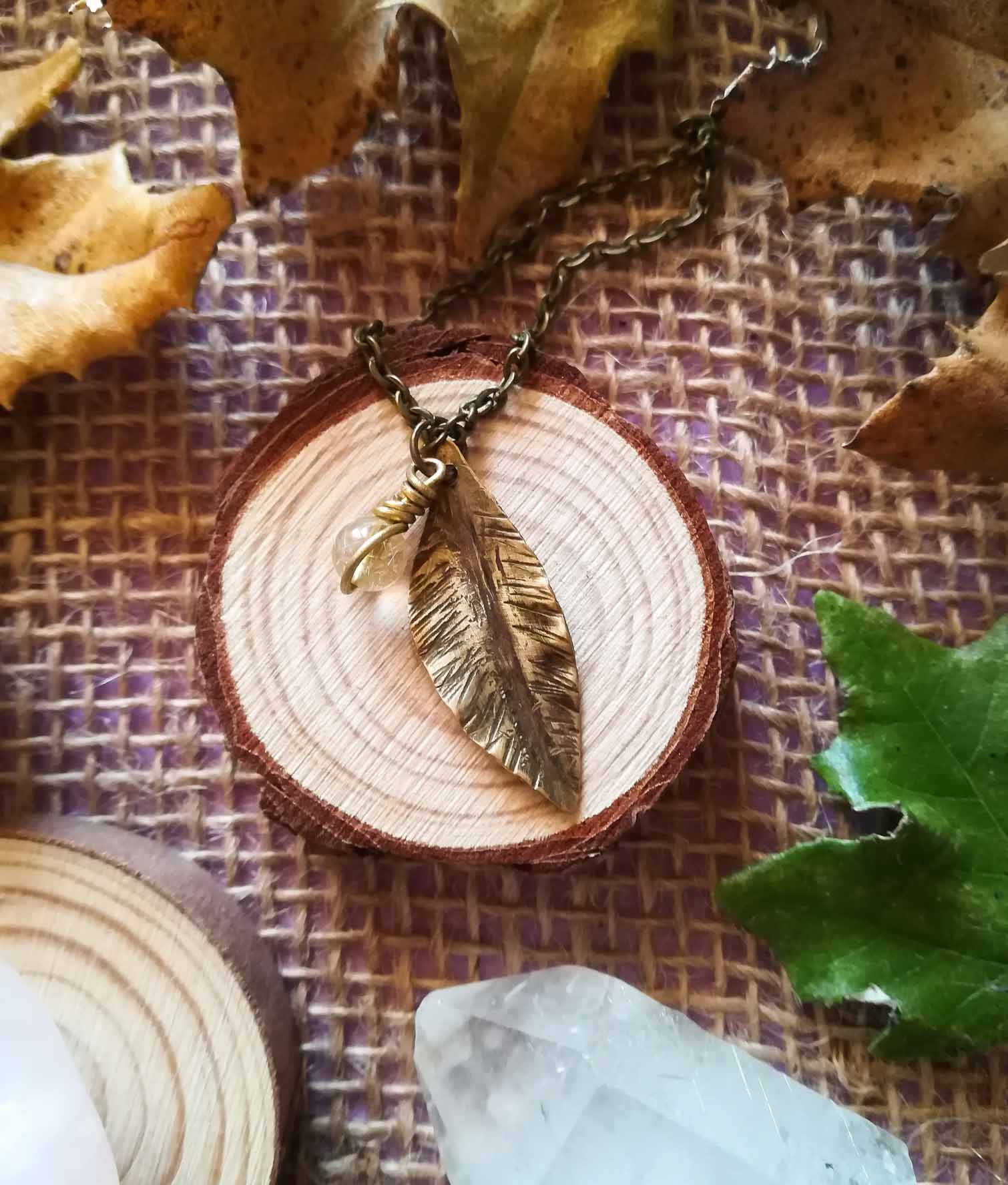 Collana ottone 2 ciondoli Foglia/Quarzo rutilato